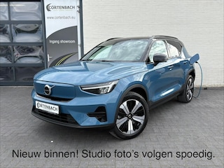Volvo XC40 Recharge Twin Plus 78 kWh | Zwenkbare trekhaak | Adaptieve cruise | Blis | Metallic |