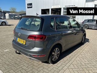 Volkswagen Golf Sportsvan 1.5 TSI ACT Comfortline | Automaat | Apple carplay | Trekhaak | Airco | Parkeersensoren Voor+Achter | Stoelverwarming |
