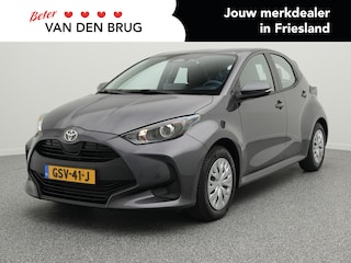 Toyota Yaris 1.5 Hybrid 115pk Comfort | Achteruitrijcamera | Apple Carplay / Android Auto | Adaptieve Cruise Control |