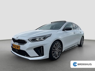 Kia ProCeed 1.5 T-GDI 160pk Automaat GT-PlusLine Camera | Carplay | Trekhaak | Premium Audio | Adaptive Cruise control | Dodehoek detectie | Schuifdak | Elektrische achterklep | Bestuurdersstoel met geheugen | Navigatie | Stoelverwarming