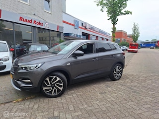 Opel Grandland X 1.2 TURBO INNOVATION
