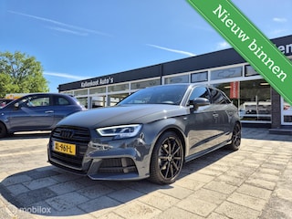 Audi A3 Sportback 35 TFSI Automaat, 2x S-Line, Dolphin Grey