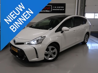 Toyota Prius+ 1.8 Dynamic 7 Zitplaatsen Panoramadak Camera Head-Up Navigatie Airco-ecc Stoelverwarming Leer/Alcantara LED Bluetooth Boekjes aanwezig pdc