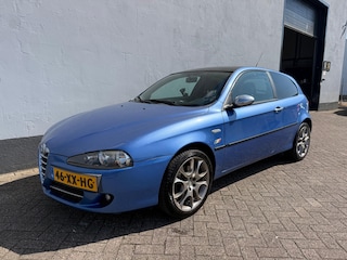 Alfa Romeo 147 1.6 Sportiva Black Line Edition
