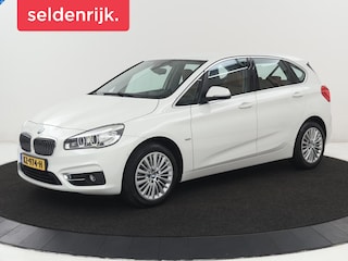 BMW 2-serie Tourer 218i Luxury Line | Leder | Camera | Trekhaak | Full LED | Navigatie | Parkeerhulp | Climate control | Bluetooth | Cruise control