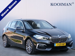 BMW 118i High Executive Edition 141 Pk Automaat Camera / Navi / Apple Carplay / Leer / Stoelverwarming