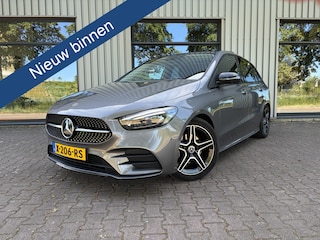 Mercedes-Benz B-klasse 200 Business Solution AMG Trekhaak, Panoramadak, 360 Camera