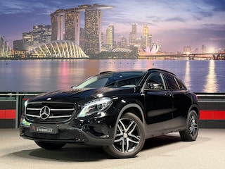 Mercedes-Benz GLA 180 Urban Trekhaak|Keyless|Camera|Sfeerverlichting|
