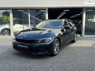 BMW 3-serie Touring 330e 293 Pk | Voll Leder | Navigatie | Camera | Cruise | Clima | Trekhaak.