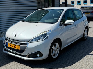 Peugeot 208 1.2 PureTech Blue Lion