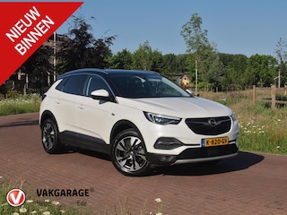 Opel Grandland X 1.2 Turbo Ultimate | Apple Carplay | Cruise Control | Parkeersensoren | Leder-pakket |