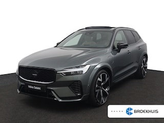 Volvo XC60 T8 Plug-in hybrid AWD Ultra Dark | Bowers&Wilkins | Luchtvering | 22 Inch | Gelaagd Glas | Trekhaak | Donkere Hemel | Panoramadak | Adaptive Cruise | BLIS