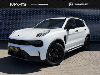 Lynk & Co 01 1.5 Core Black Edition | GRATIS TREKHAAK | Nieuw Model | Achteruitrijcamera | Parkeersensoren | Stoelverwarming | Apple Carplay | Android Auto | Navigatie | Adaptieve Cruise Control |