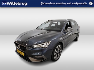 Seat Leon Sportstourer 1.5 eTSI 150pk FR Business Tech DSG Automaat Winter+ Tech pakket / Navigatie / Clima / Carplay / Parkeersensoren / 18"LM Velgen