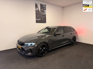 BMW 3-serie Touring 330e|INDIVIDUAL|M-STOELEN|WIDESCREEN|H&K