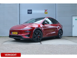 Tesla Model Y Performance AWD 83 kWh Juniper, Zwarte hemel, trekhaak