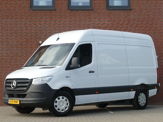 Mercedes-Benz Sprinter 320 L2H2 81kWh Trekhaak/Camera/Navigatie/Standkachel