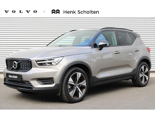 Volvo XC40 T4 Recharge R-Design | Lederen/Stof Bekleding | Electronic Climate Controle | Voorstoelen + Stuurwiel Verwarmend | Achteruitrijcamera Parkeersensor Voor | Cruise Control Adaptief Met Stop&Go En Stuurhulp | Apple Carplay/Android Auto | DAB Ontvanger | Dakrails | Extra Getint Glas |