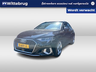 Audi A3 Sportback 30 TFSI Advanced / Navigatie / Adaptive cruise controle / Climate controle / Parkeersensoren V+A / Standkachel /