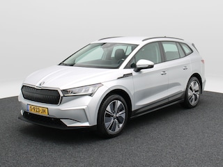Skoda Enyaq iV 60 180 Pk | Stoelverwarming | Trekhaak | Navigatie | Cruise Control | CarPlay | Climatronic | Camera | 19 Inch | 74.277 Km !!