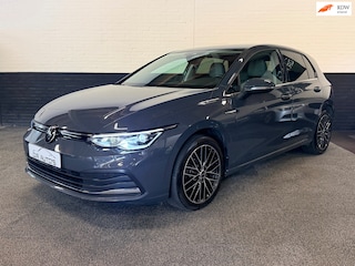 Volkswagen Golf DSG|Led+|Massage|Camera|Navigatie