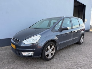 Ford Galaxy 2.0-16V Trend
