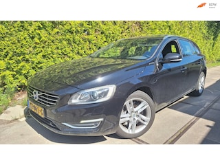 Volvo V60 2.4 D6 Twin Engine Momentum