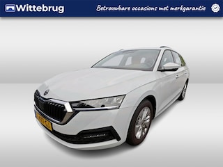 Skoda Octavia Combi 1.0 e-TSI 110pk Business Edition DSG Automaat / Navigatie / LED / LM 16 inch / Parkeersensoren / Elektr klep