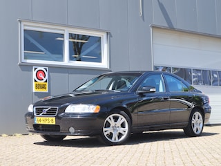 Volvo S60 2.4i 170PK Drivers Edition 5-cilinder / Carplay / Schuifdak