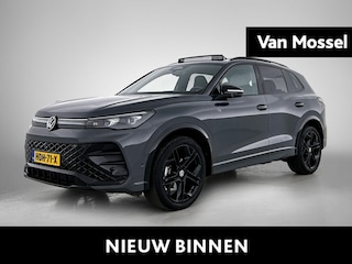 Volkswagen Tiguan 1.5 eTSI R-Line Edition | 204 PK | Automaat | Black Style | Trekhaak | 360* Camera | Panorama Schuif/Kantel Dak | Parkeercamera | Stoel en Stuurverwarming