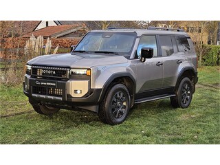 Toyota Land Cruiser 250 2.8 D-4D Executive GRIJS KENTEKEN