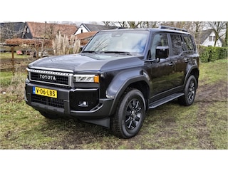 Toyota Land Cruiser 250 2.8 D-4D Window Van Comfort