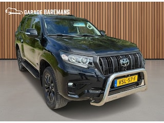 Toyota Land Cruiser 150 2.8 D-4D-F Professional Window Van