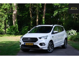 Ford Kuga 1.5 EcoBoost ST Line Automaat / Trekhaak / Open dak