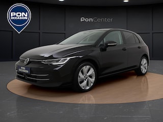 Volkswagen Golf 1.5 eHybrid Life Edition | Trekhaak | Camera | Side Assist | ACC | Stuur-/Stoelverwaming | Spiegelpakket | 17'' |