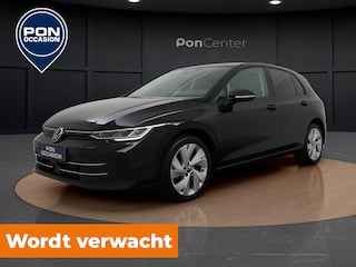 Volkswagen Golf 1.5 eHybrid Life Edition | Trekhaak | Camera | Side Assist | ACC | Stuur-/Stoelverwaming | Spiegelpakket | 17'' |