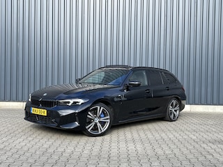 BMW 330e M-Sport XDrive HEADUP/ADAPTIVECRUISE/PANO/LEER