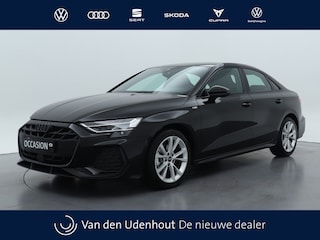 Audi A3 Limousine 30 TFSI S edition | Carplay | Camera | Adapt. cruise | PDC v+a | 6