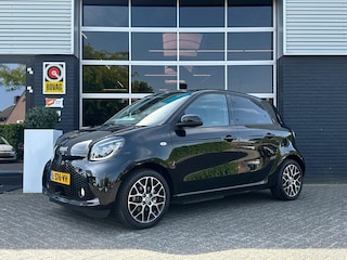 Smart Forfour Comfort PLUS 18 kWh, Automaat, Bluetooth, Camera, Cruise, Pano, Leder, DAB, NAP