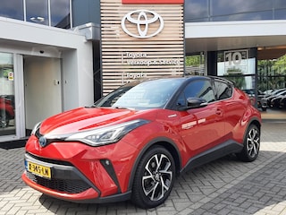 Toyota C-HR 1.8 HYBRID BI-TONE STUUR/STOELVERWARMING BLIND-SPOT ALL-SEASON PARELMOER-LAK KEYLESS