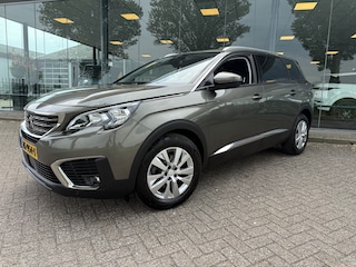 Peugeot 5008 1.2 PureTech Blue Lease Executive ** Trekhaak ** 7-persoons ** Navigatie ** NAP!!
