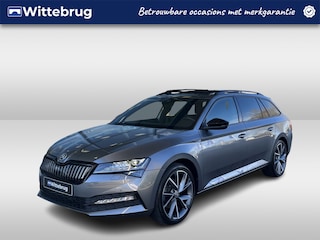 Skoda Superb Combi 1.4 TSI iV 218pk Sportline DSG Automaat / Panorama schuifdak / Navigatie Pro / LM 19 inch / Camera / Wegkl trekhaak
