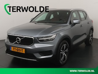 Volvo XC40 2.0 T4 Momentum | Trekhaak | Lederen Bekl. | El. voorstoelen | Parkeercamera |