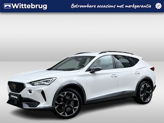 Cupra Formentor 1.4 e-Hybrid 245PK VZ Performance / Achteruitrijcamera / Stuur + Stoelverwarming / Dodehoek Sensor / Full-LED / Keyless Entry-GO