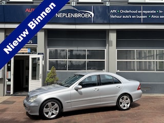 Mercedes-Benz C-klasse 230 Avantgarde Automaat Bj 2006 Yongtimer Leer,18Inch,Clima,Radio/cd Vol optie 204pk