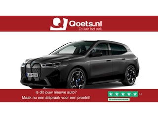 BMW iX xDrive50 High Executive 112 kWh Sportpakket - Panoramdak - Trekhaak - Warmte Comfortpakket voor/achter - Driving/Parking Assistant Professional - BMW Laserlight - Soft Close - Harman Kardon -
