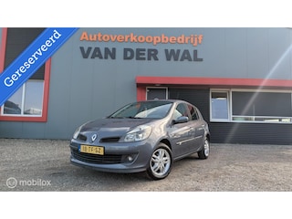 Renault Clio 1.4-16V Dynamique/ AIRCO IJSKOUD!