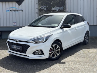 Hyundai i20 1.2 HP 84pk Comfort | Carplay | Camera | 16 inch | Stoel+stuurverwarming
