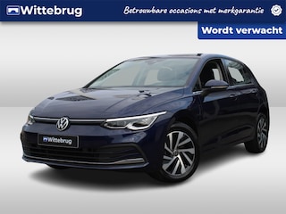 Volkswagen Golf 1.4 eHybrid 204pk Style DSG Automaat / Panorama schuifdak / Navigatie / LM 16 inch / Camera / Digital Cockpit Pro
