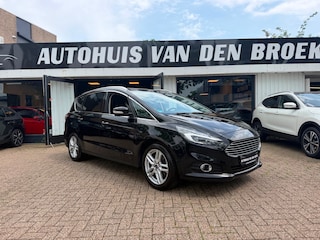 Ford S-MAX 1.5 Titanium 7Persoons|Dealer OH|Navi|Cruise|Clima|Carplay|Trekhaak|Lmv|Elek Pakket|Nw Apk